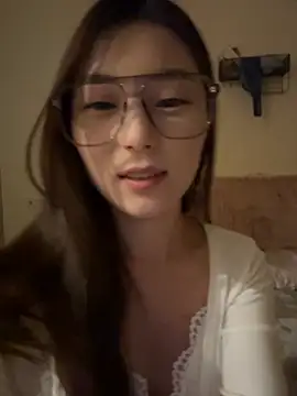 Snapshot of Sweet-Angel999 chatting on October 28, 2:38 pm Sweet-Angel999 online show from October 28, 2:38 pm