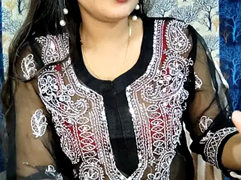 Snapshot of Aarvi_Arora chatting on November 22, 10:14 am Aarvi Arora online show from November 22, 10:14 am