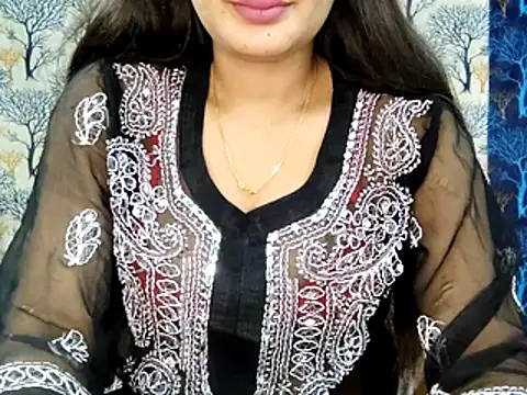 Snapshot of Aarvi_Arora chatting on December 3, 11:31 am Aarvi Arora online show from December 3, 11:31 am