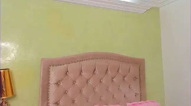 Luciluu20 online show from March 10, 11:49 pm