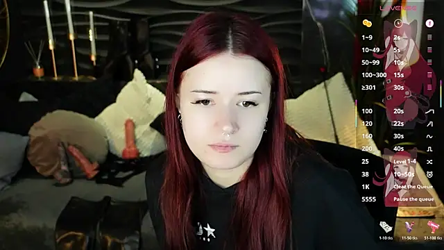 Lily Moonlight online show from May 27, 3:52 pm