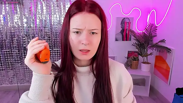 Lily Moonlight online show from February 12, 6:46 am