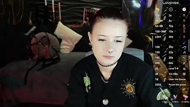 Lily Moonlight online show from March 27, 7:39 am