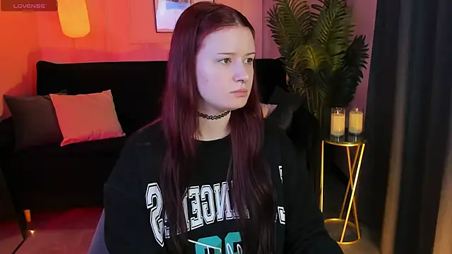 Lily Moonlight online show from March 1, 7:19 am