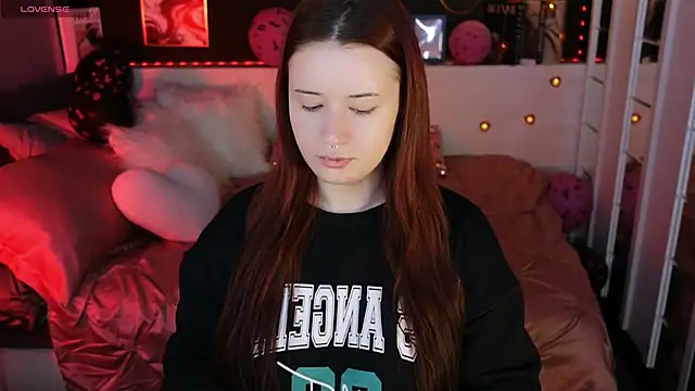 Lily Moonlight online show from February 10, 6:56 am