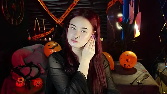 Lily Moonlight online show from October 29, 7:07 am