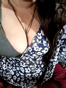 Beautyy38 online show from May 1, 3:00 am