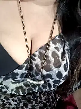 Snapshot of Beautyy38 chatting on September 27, 3:56 am Beautyy38 online show from September 27, 3:56 am