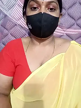 Snapshot of Renuma chatting on December 3, 5:01 pm Renuma online show from December 3, 5:01 pm