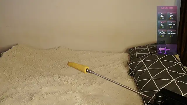 ley tori online show from April 4, 2:51 am