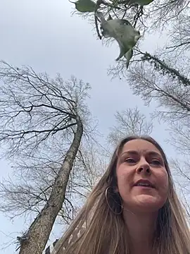 Joanachupa online show from March 5, 10:45 am