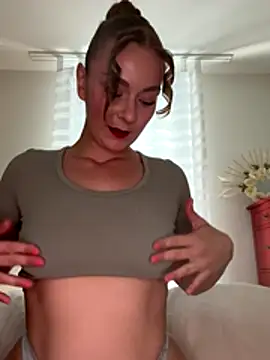 Joanachupa online show from October 6, 11:55 am