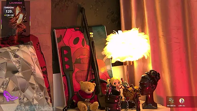 ZoeMesmerize online show from March 4, 5:48 am