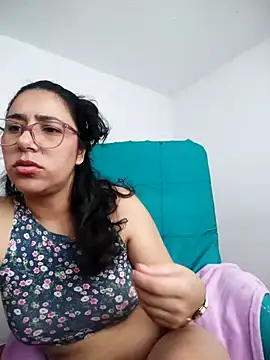 Im Alma  online show from July 15, 2:13 pm