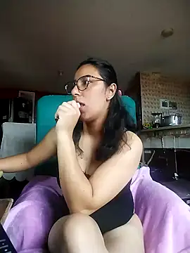 Im Alma  online show from April 29, 1:37 pm