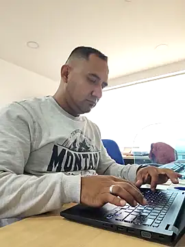 complisex2024 online show from October 24, 1:54 pm