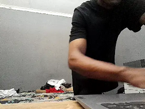 Snapshot of Amazea24 chatting on February 12, 8:59 am Amazea24 online show from February 12, 8:59 am