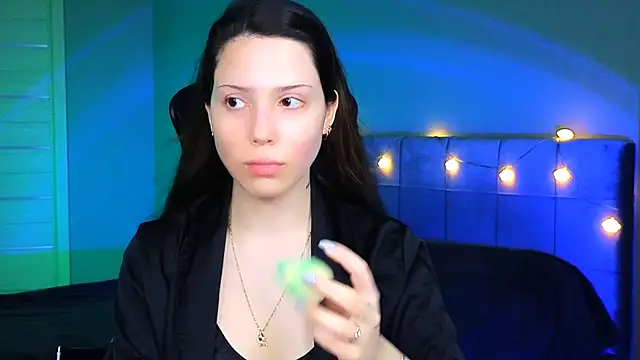 Stacy Gonzales  online show from March 6, 6:41 am