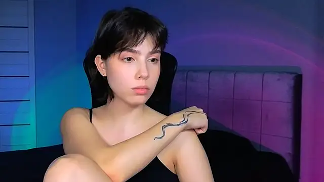 Stacy Gonzales  online show from November 12, 12:09 pm