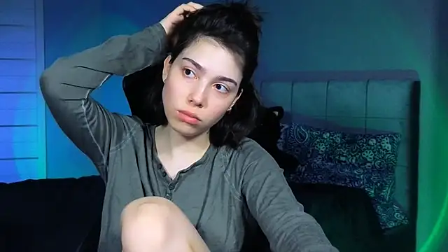 Stacy Gonzales  online show from April 19, 9:54 am