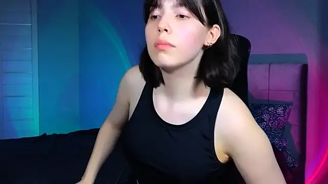 Stacy Gonzales  online show from April 15, 11:27 am