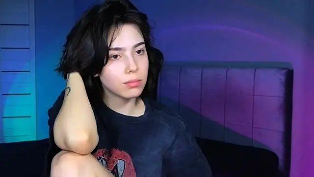 Stacy Gonzales  online show from December 3, 10:03 am