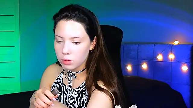 Stacy Gonzales  online show from January 31, 6:13 am
