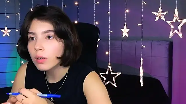 Stacy Gonzales  online show from October 22, 12:26 pm