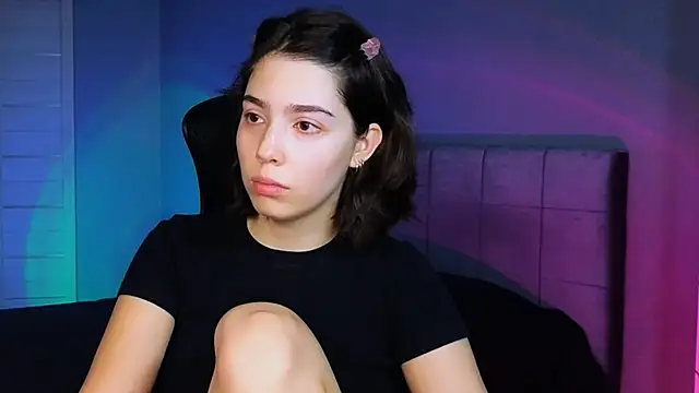 Stacy Gonzales  online show from September 20, 9:14 am