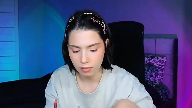 Stacy Gonzales  online show from February 26, 1:11 pm