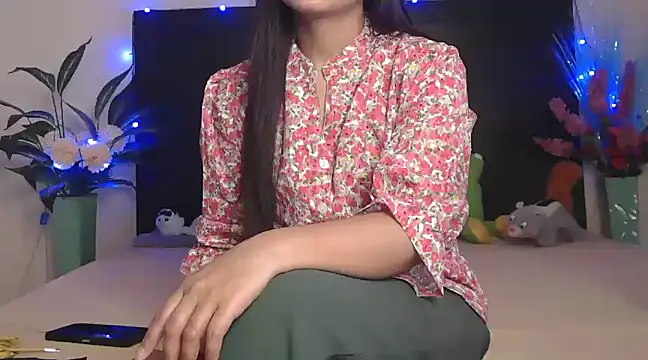 Snapshot of WildRuhi20 chatting on March 10, 5:43 am WildRuhi20 online show from March 10, 5:43 am