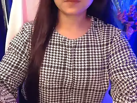 WildRuhi20 online show from April 19, 4:13 am