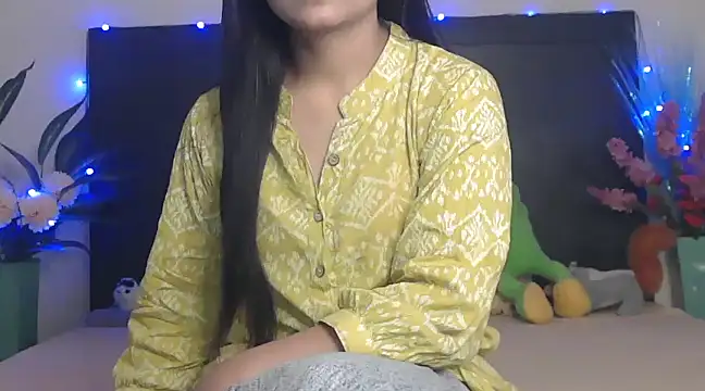 Snapshot of WildRuhi20 chatting on March 9, 5:22 am WildRuhi20 online show from March 9, 5:22 am