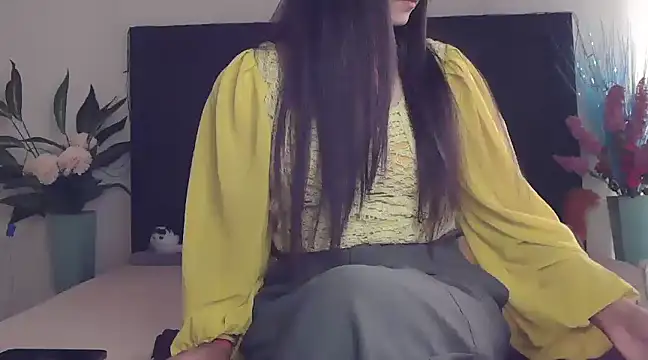 Snapshot of WildRuhi20 chatting on March 4, 11:08 am WildRuhi20 online show from March 4, 11:08 am