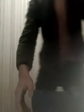 Snapshot of Nik888Nik888 chatting on January 14, 5:11 am Nik888Nik888 online show from January 14, 5:11 am