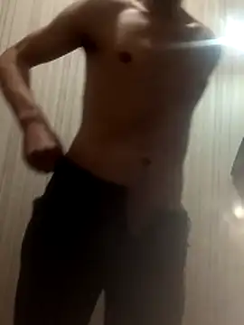 Snapshot of Nik888Nik888 chatting on February 13, 5:07 am Nik888Nik888 online show from February 13, 5:07 am