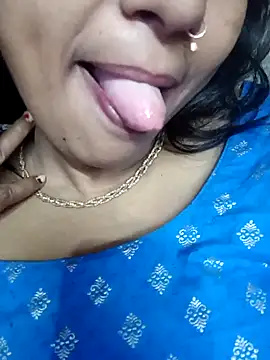 Wifesuman40 online show from December 15, 3:24 am