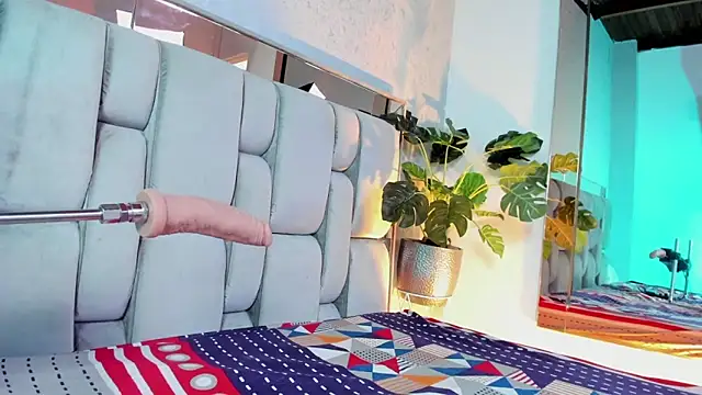 RoseTaylor   online show from March 11, 5:12 am