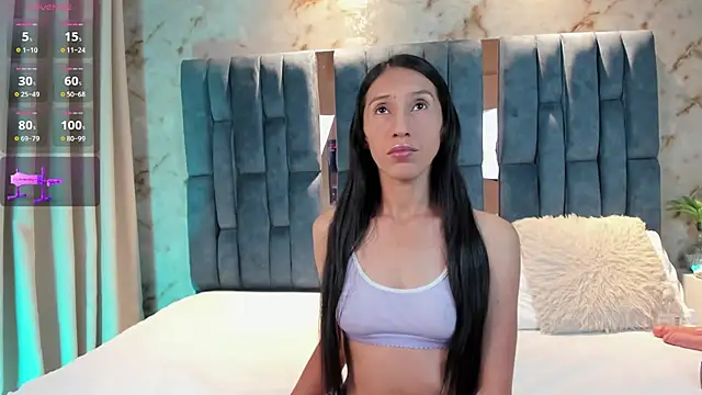 RoseTaylor   online show from April 14, 11:54 pm