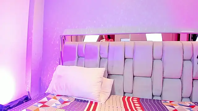 RoseTaylor   online show from March 10, 5:22 am