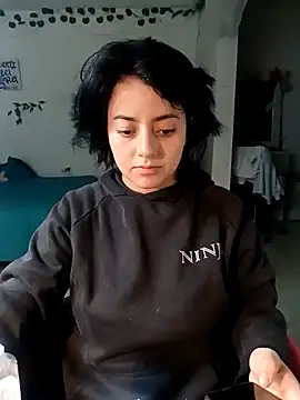 Lin-cute online show from February 12, 3:40 am