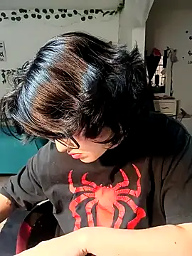 Lin-cute online show from February 2, 4:54 pm