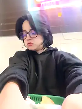 Lin-cute online show from February 27, 3:08 am