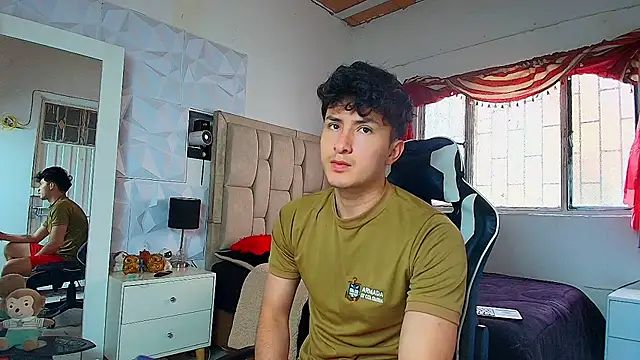santyago taylor online show from January 28, 1:16 pm