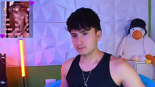 santyago taylor online show from October 7, 6:53 pm