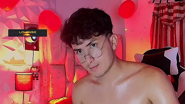 santyago taylor online show from March 5, 10:21 pm