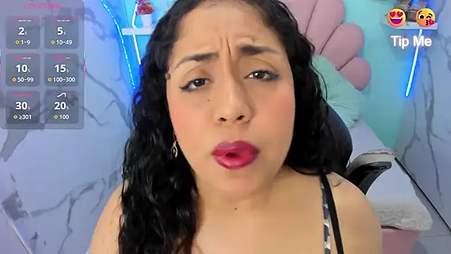 cristal horny19 online show from March 31, 2:13 am