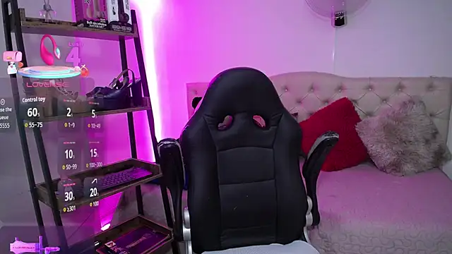 cristal horny19 online show from December 18, 4:06 am