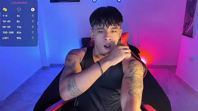 LuciferM Star online show from December 5, 5:06 am