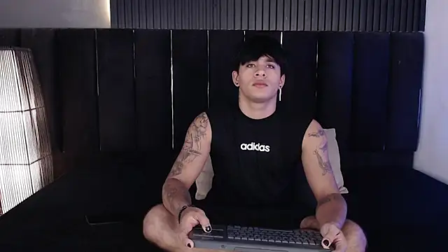 LuciferM Star online show from April 9, 7:53 pm